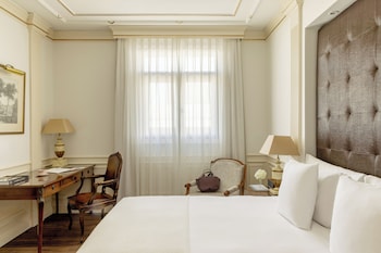 Master Suite Terrace Red Level (2+1)