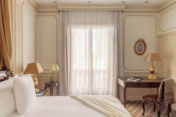 Premier Room (3AD)