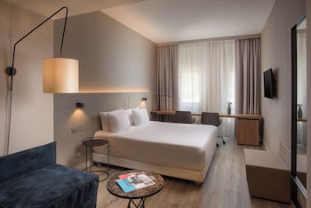 Premium Room (Extra Bed 3 Adults)