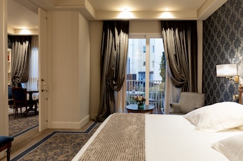 Suite Courtyard Terrace "The Wellington Club" Access