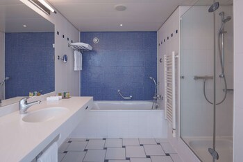 Junior Suite, 1 King Bed, Terrace (Deluxe)