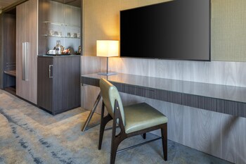 King Executive Deluxe Room