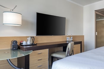 Twin Guest Room