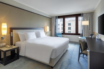 King Guest Room