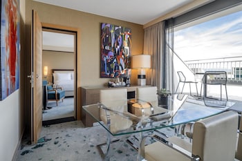 Suite, 1 Bedroom, Terrace