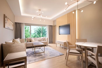 Premium Suite, 1 King Bed