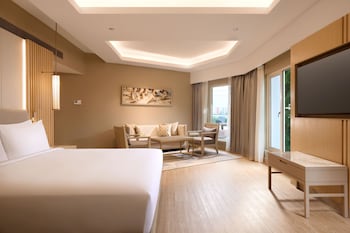 Premium Room, 1 King Bed