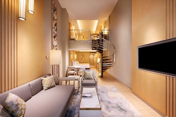 Family Suite, 1 King Bed, Balcony (Duplex)