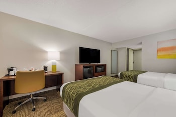 Classic Room, 2 Double Beds, Non Smoking
