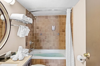 Suite, 1 King Bed, Non Smoking
