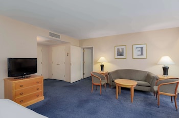Suite, 2 Bedrooms (with SPA  Access)