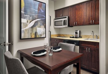 Suite, 2 Bedrooms, Non Smoking