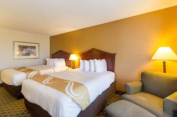 Standard Room, 2 Queen Beds, Non Smoking (Upper Floor)