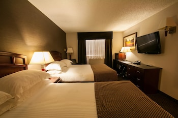 Standard Room, 2 Queen Beds, Non Smoking, Refrigerator & Microwave (Walk-in Shower)