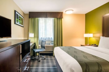 King Bed, Accessible