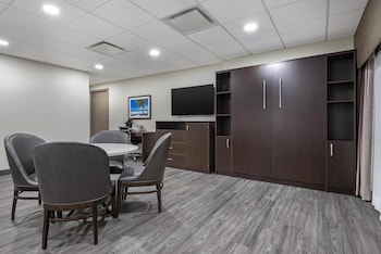 Standard Room, 2 Queen Beds, Refrigerator, Pool View (Walk-in Shower;Larger Room)