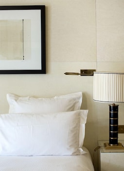 Economy Suite, 1 King Bed, City View