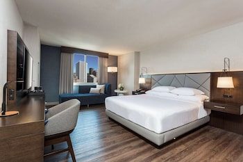 Room, 1 King Bed (High Floor)