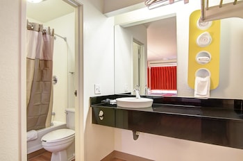 Deluxe Room, 2 Queen Beds, Non Smoking, Refrigerator & Microwave