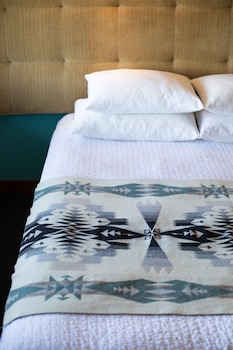 Design Room, 2 Queen Beds