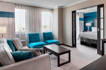 Deluxe Suite, 1 King Bed with Sofa bed, Tower