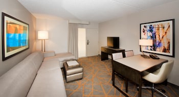 Suite, 2 Double Beds (Hearing)