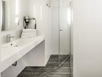 Junior Suite, Multiple Beds (Riverside)