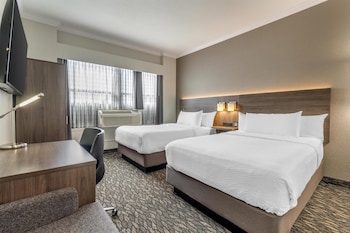 Standard Room, 2 Double Beds, Non Smoking