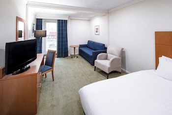 Standard Room, 1 Queen Bed, Accessible