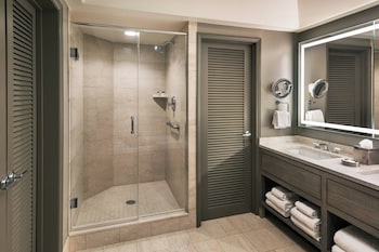 Deluxe Room, 2 Queen Beds