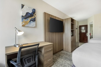 Standard Room, 2 Double Beds, Non Smoking, Refrigerator