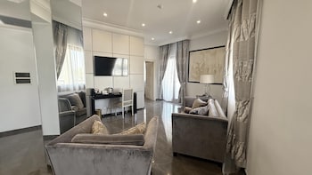 Presidential Suite, Terrace (Verdi)