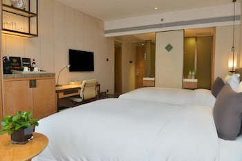 E500 Non-Smoking Twin Bed Room