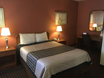 Standard Room, 1 Queen Bed, Non Smoking