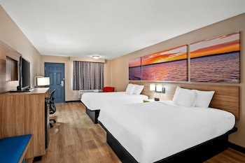Room, 2 Queen Beds, Non Smoking