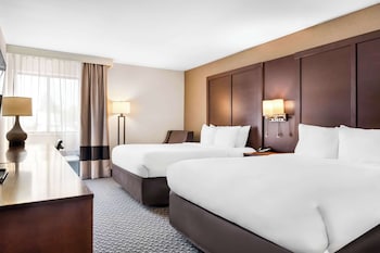 Room, 2 Queen Beds, Non Smoking