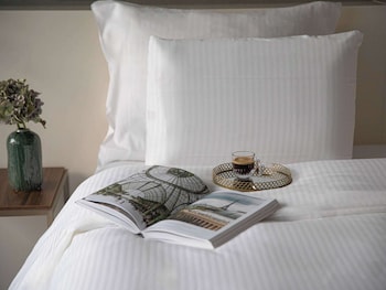 Deluxe Room, 1 King Bed, Balcony, Tower (HighFloor, Eiffel Tower View)