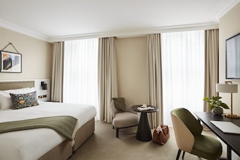 Deluxe Room, 1 King Bed