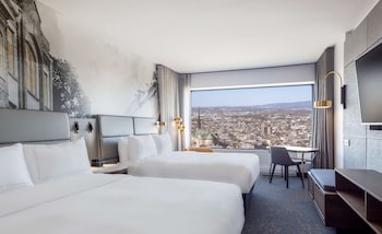 Premium Suite, River View