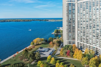 Room, 1 King Bed, Lake View