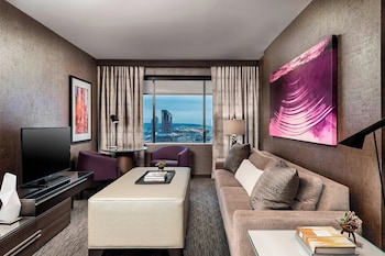 Suite, 1 Bedroom, City View
