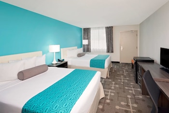 Room, 2 Queen Beds, Non Smoking