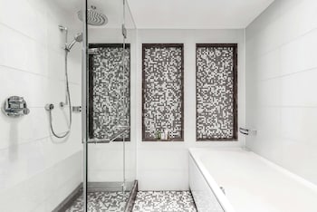 Junior Suite, 1 King Bed