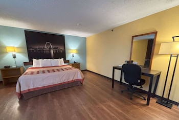 Deluxe Studio Suite, 1 King Bed, Non Smoking
