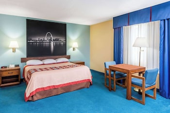 Business Room, 1 King Bed, Non Smoking