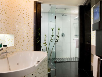 Family Suite, 2 Bedrooms, River View
