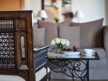 Suite, 1 King Bed, Balcony (Opera - Nile View)