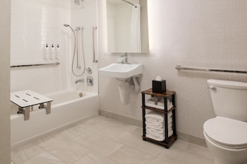 Room, 2 Queen Beds