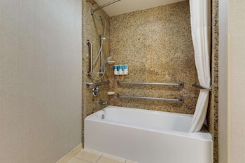 Room, 2 Queen Beds, Hearing Accessible, Terrace (Tub)