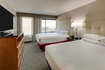 Suite, Multiple Beds, Hearing Accessible, Terrace (Sofa Sleeper, Roll-in, 2 Rooms)